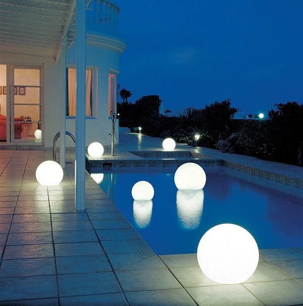 Garden Ambient Sphere™ | Sfeer aanpassen met één druk op de knop.