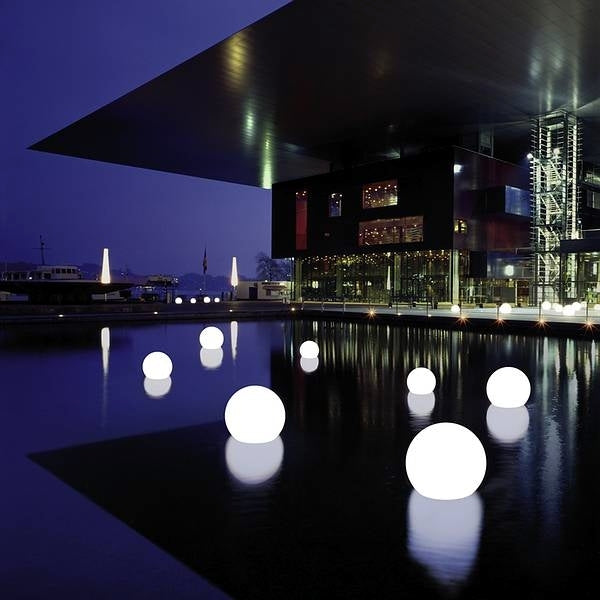 Garden Ambient Sphere™ | Sfeer aanpassen met één druk op de knop.